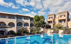 Angelina Boutique Escape